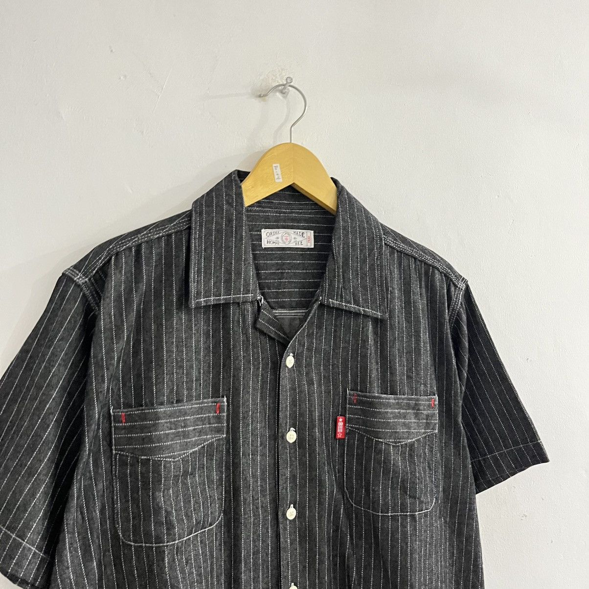 Japanese Brand Bee - Striped SS Button Up Size US M / EU 48-50 / 2 - 3 Thumbnail