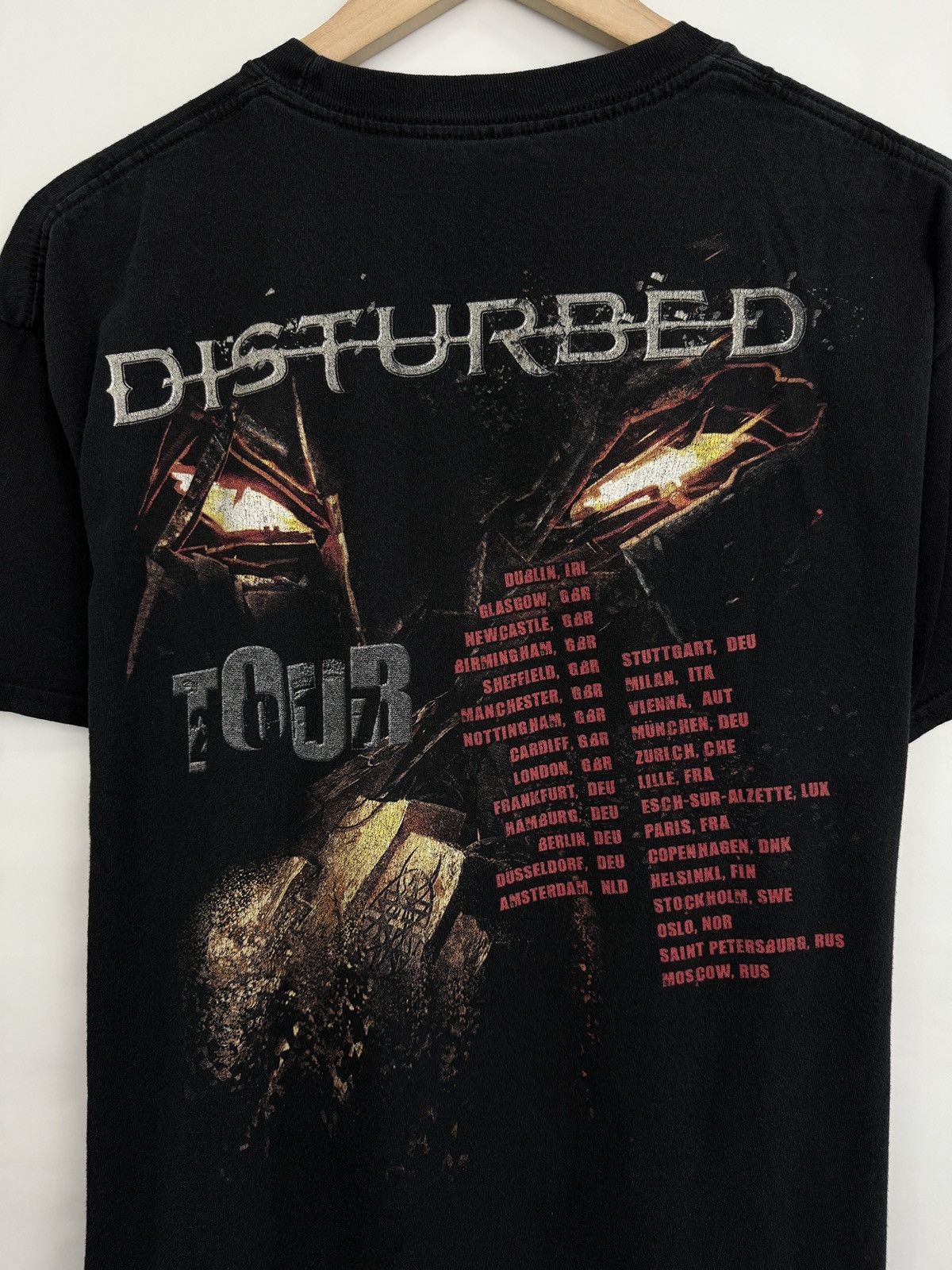 Band Tees × Vintage 💀 Disturbed Immortalized Metal Rock Band Tour 2017 T-shirt Size US M / EU 48-50 / 2 - 8 Thumbnail