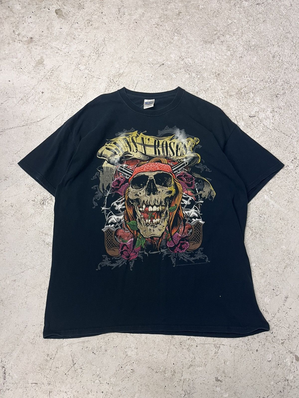 Band Tees Black guns n’ roses 2013 tour shirt Size US XL / EU 56 / 4 - 2 Thumbnail
