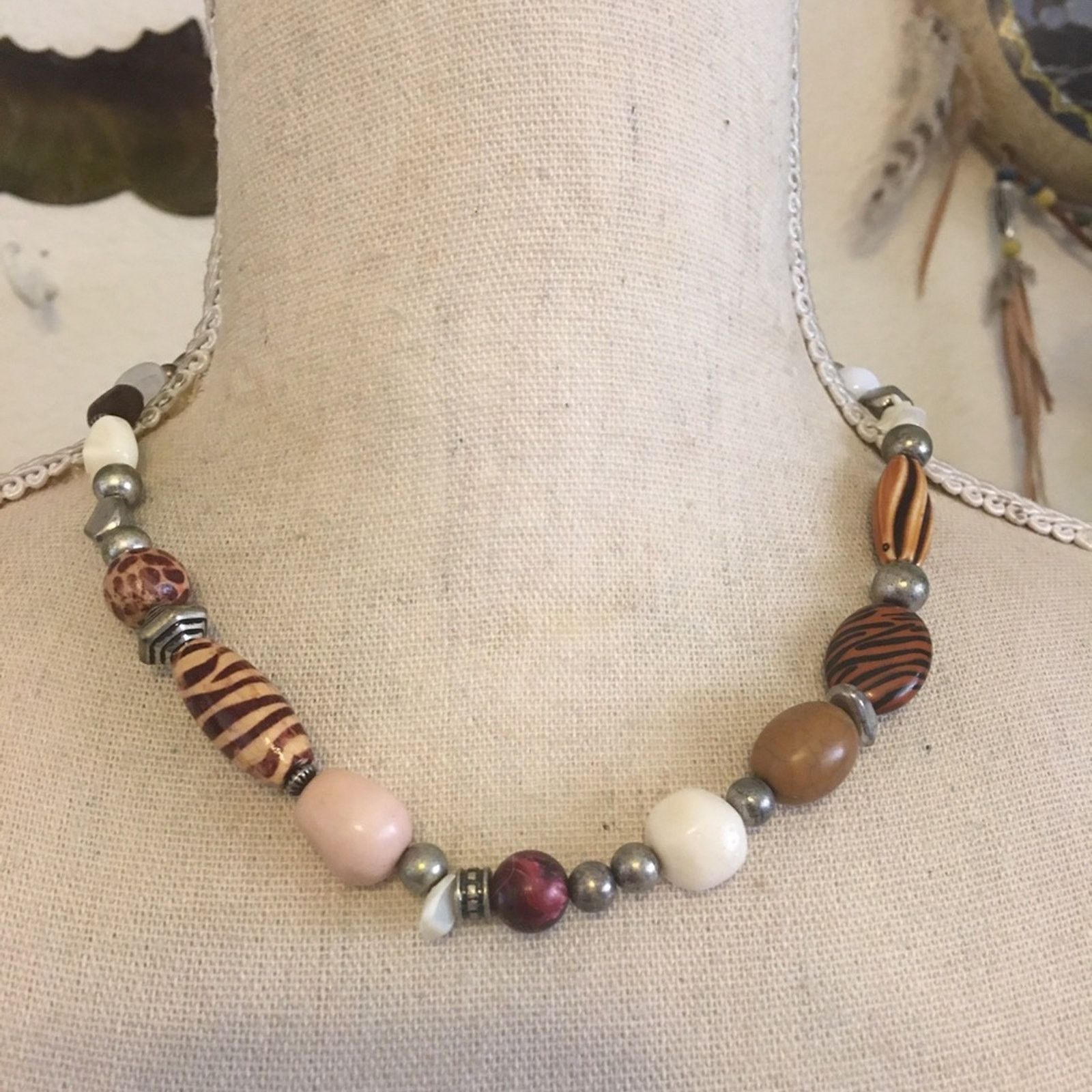Jewelry Animal print theme multi material bead necklace Size ONE SIZE - 1 Thumbnail