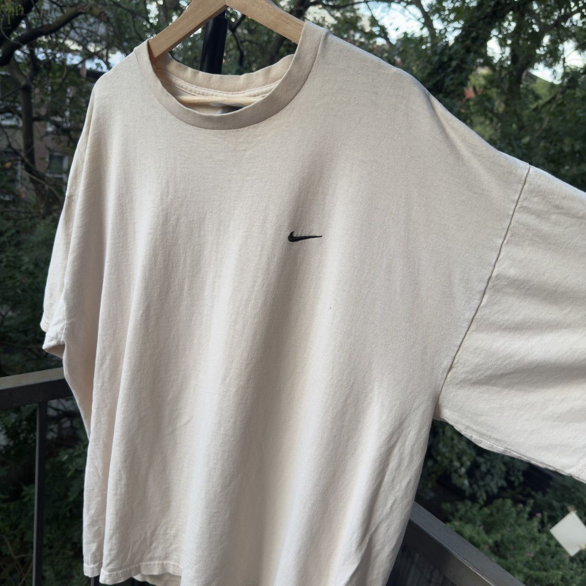Vintage Nike Thrashed Faded Distressed Shirt ERD Grunge Chrome Size US XL / EU 56 / 4 - 4 Thumbnail