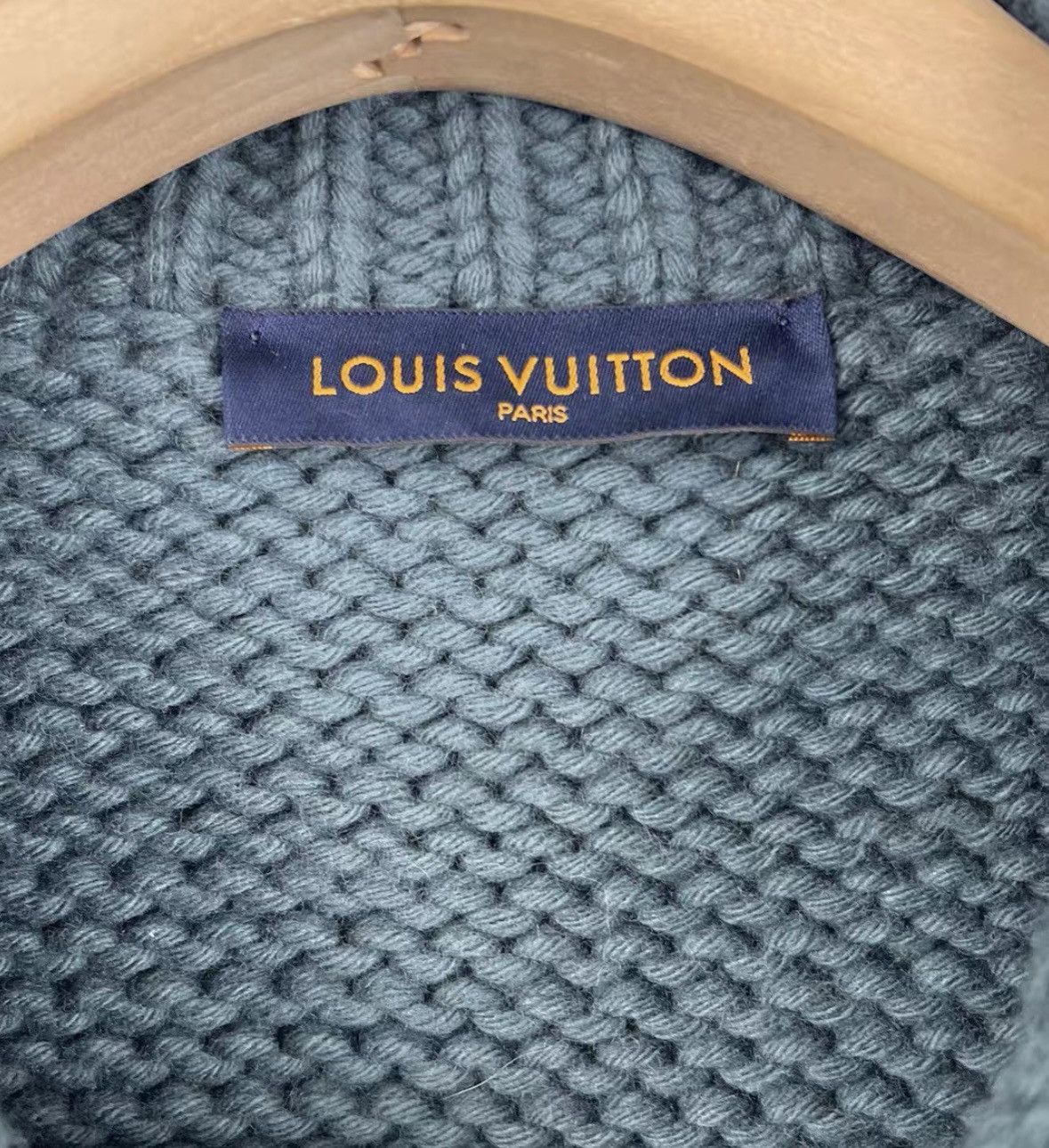 Louis Vuitton Louis Vuitton SS20 Chunky Buttoned Knitted Jacket Virgil Size US M / EU 48-50 / 2 - 5 Thumbnail