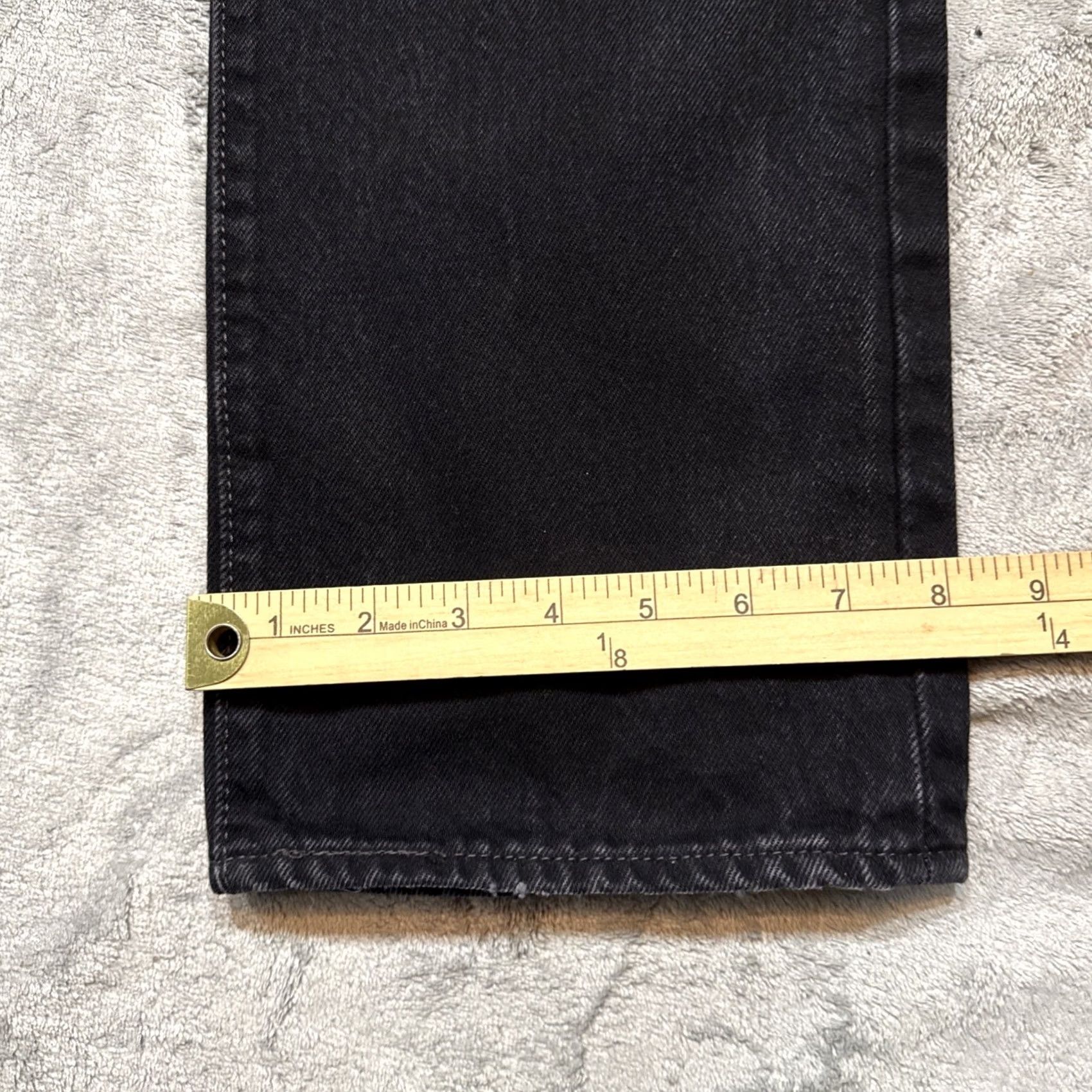 Levi's VINTAGE Levi's 501 Jeans Mens 33x32 Black Button Fly Straight Leg Dark Wash Denim Regular 5-Pocket Logo 90s Punk Rock Mens Size US 33 - 6 Thumbnail