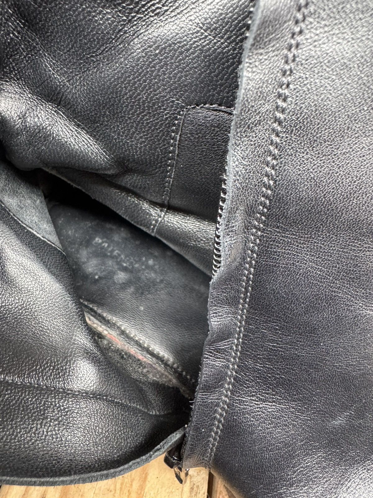 Balenciaga Balenciaga BB Back Rim Women’s black leather boots EUR 35 Size US 5 / IT 35 - 20 Thumbnail