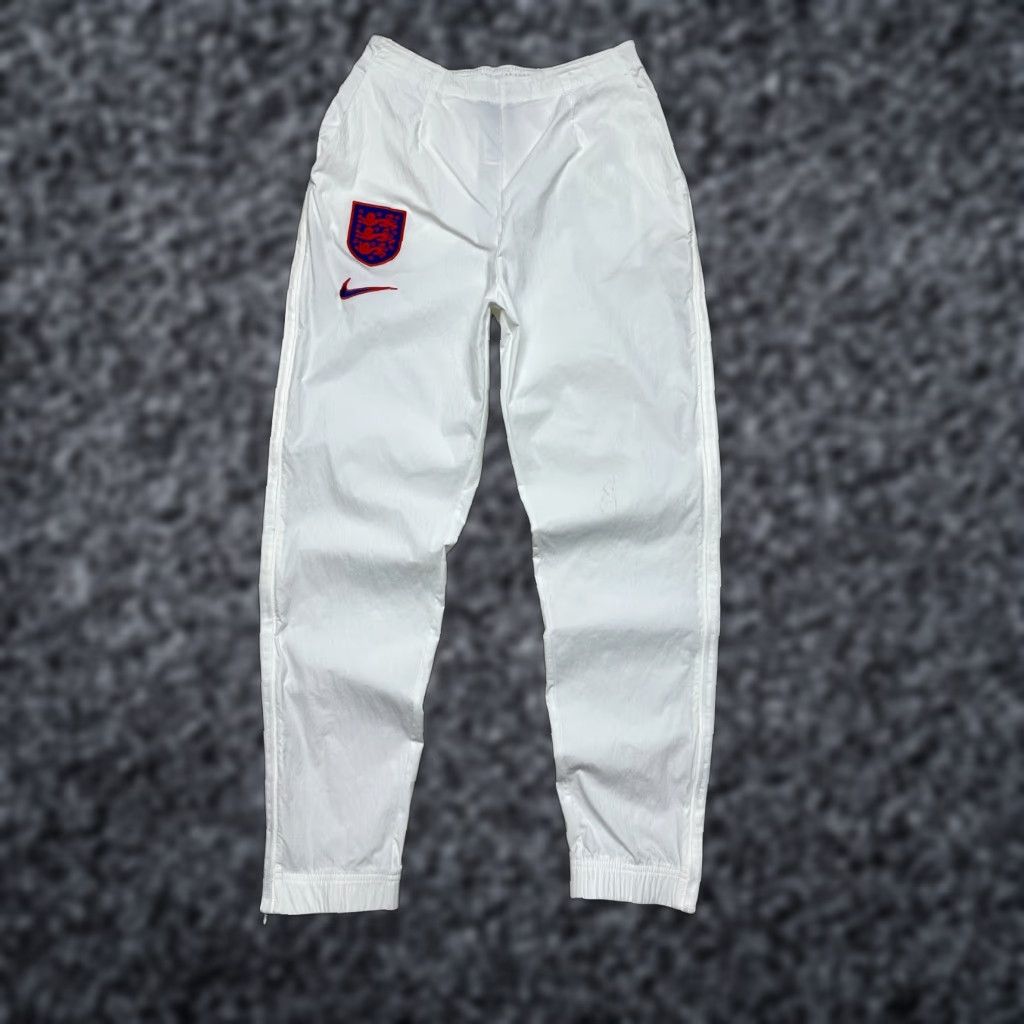 Nike Nike England Mens Nylon Track Pants Nike England Track Pants Mens S White Nylon Stadium Activewear Size US 29 - 1 Thumbnail