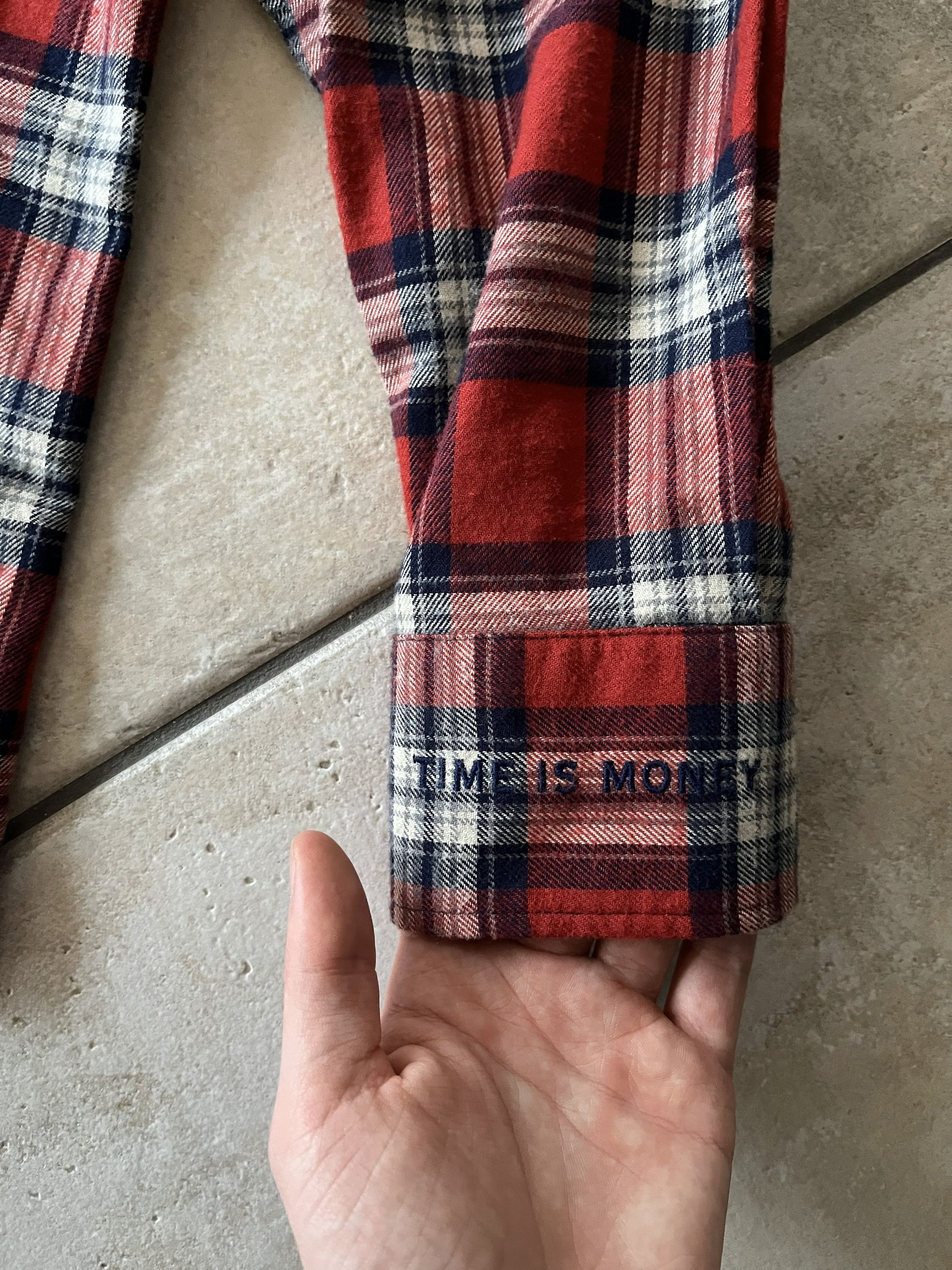 Vetements FW16 Vetements "Time is Money" One Sleeve Shirt Size US S / EU 44-46 / 1 - 3 Thumbnail