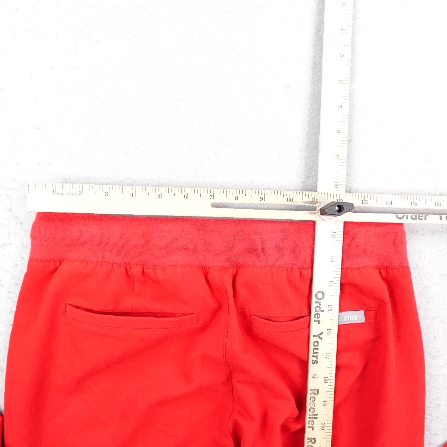 Vintage FIGS Scrub Pants Womens Small Red Manari Bottoms Medical Nurse Technical Scrubs Womens S Red Manari Bottoms FIGS Size 28" / US 6 / IT 42 - 7 Thumbnail