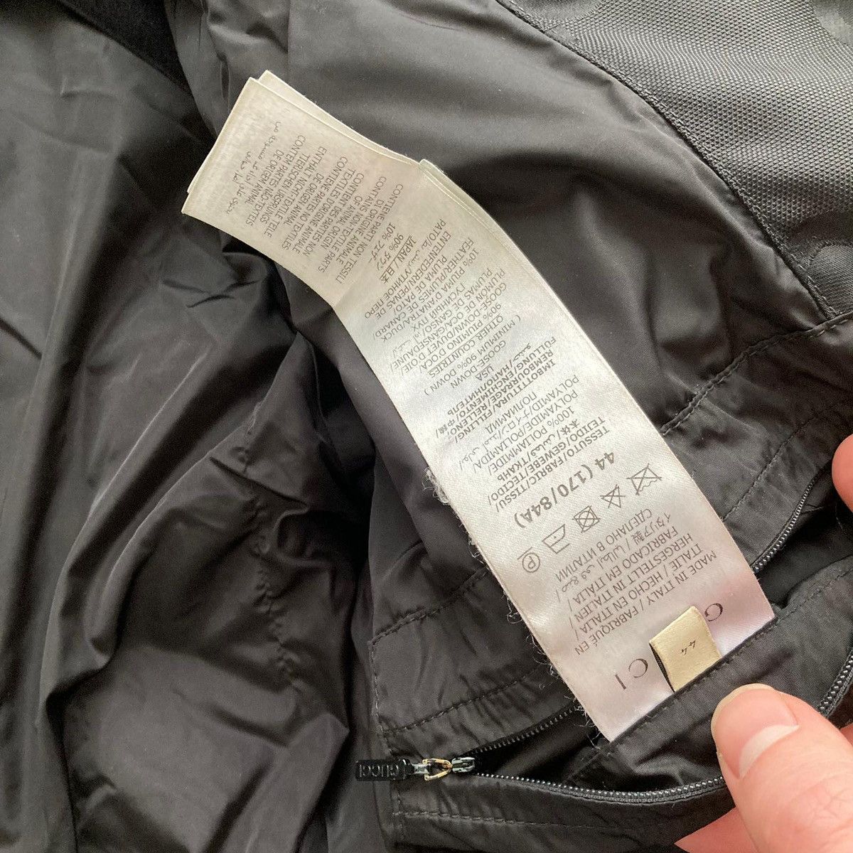 Gucci Gucci jumbo logo jacket goose down size 44 black GG Size US S / EU 44-46 / 1 - 9 Thumbnail