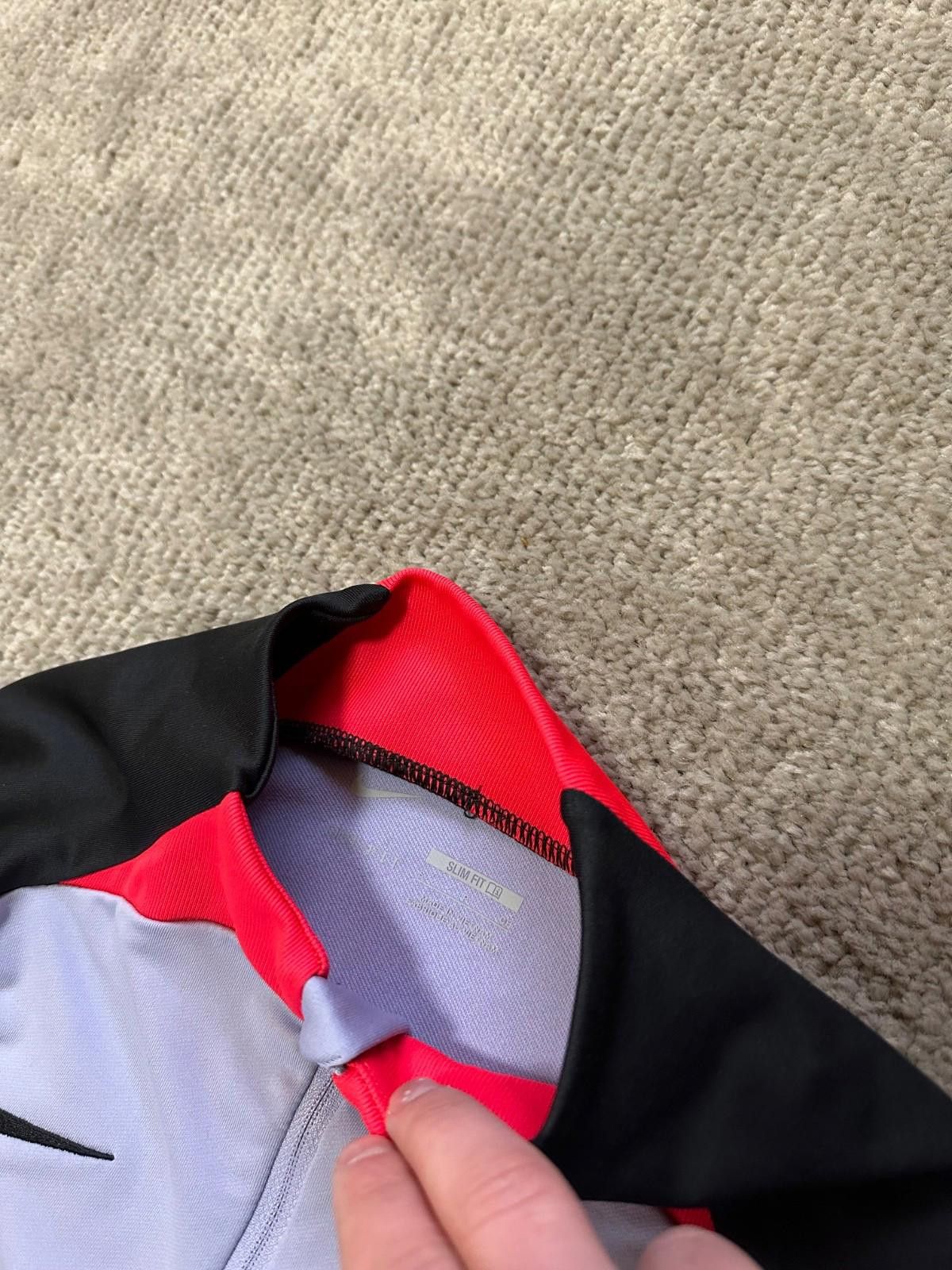 Nike LIVERPOOL ANFIELD 2022 2023 TRAINING DRILL TOP 1/4 ZIP NIKE Size US XL / EU 56 / 4 - 4 Thumbnail