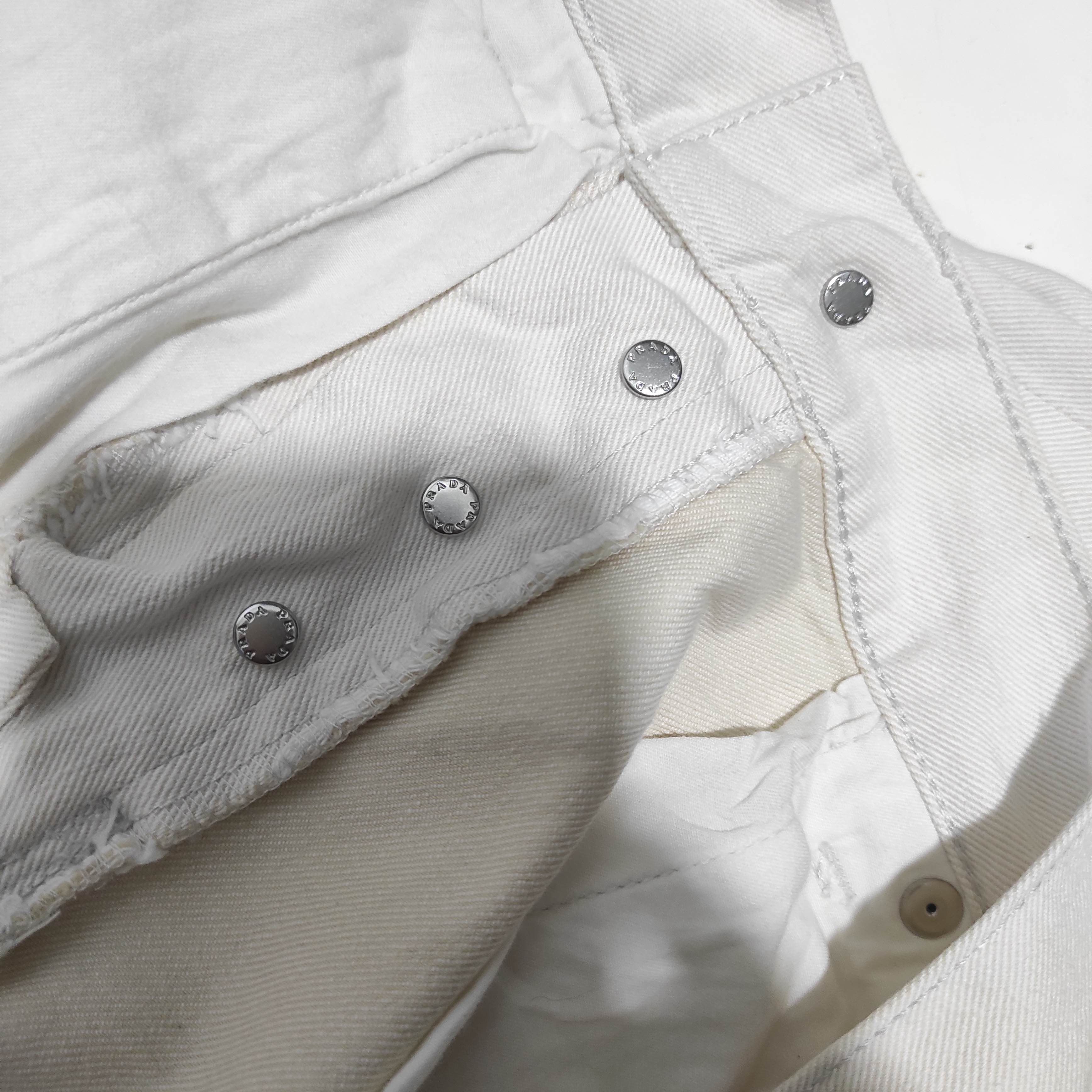 Prada Prada Logo White Denim Tapered Fit Jeans size 30 Size US 30 / EU 46 - 18 Thumbnail