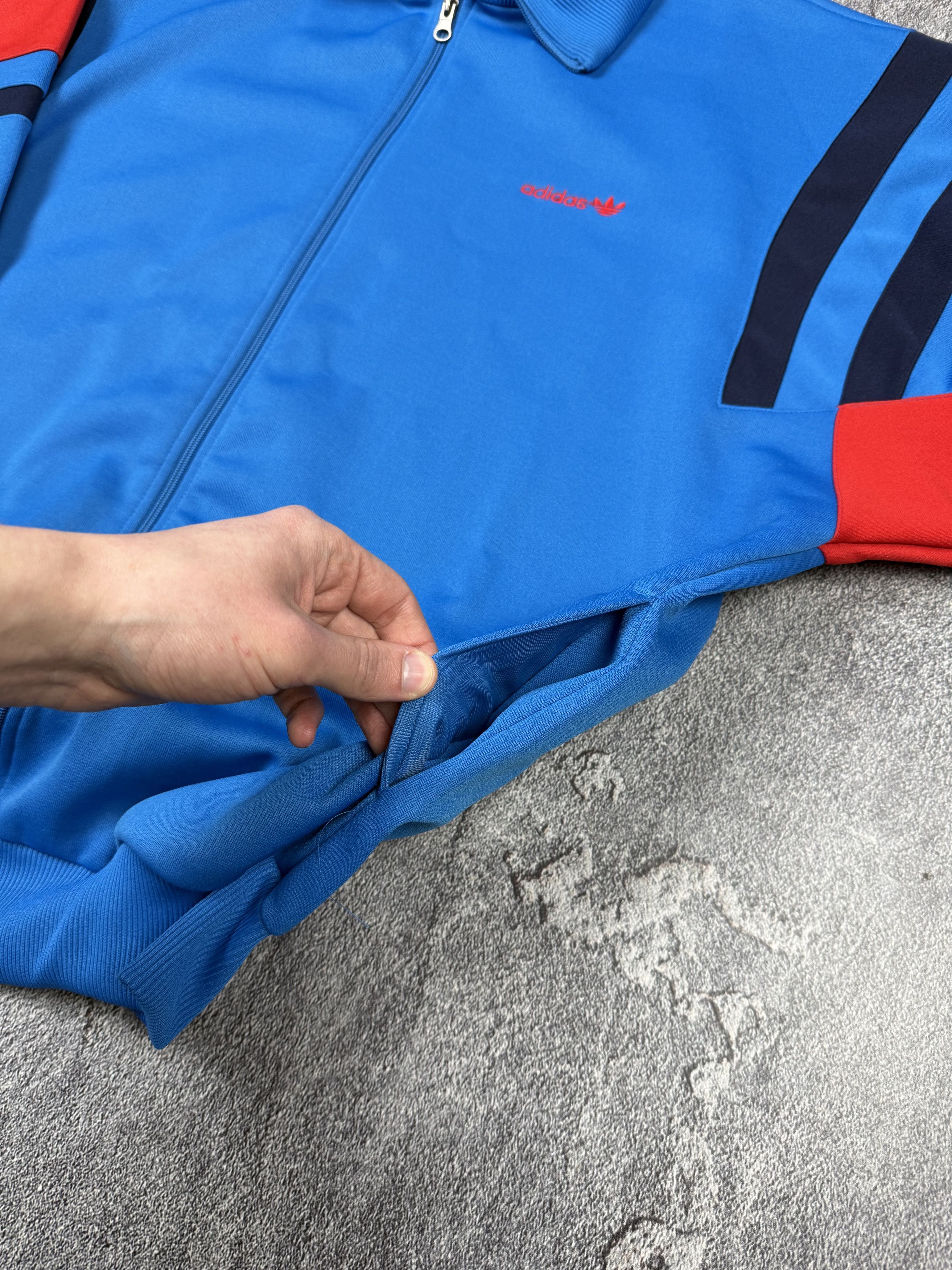 Adidas Vintage 80s Adidas Blue Track Jacket Retro Sportwear Size US L / EU 52-54 / 3 - 6 Thumbnail