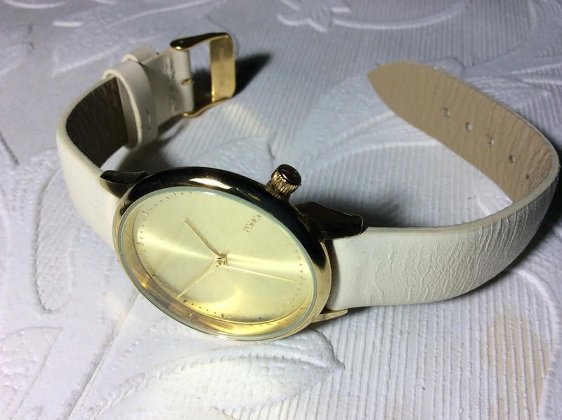 Komono Komono ladies gold dial cream leather strap watch Size ONE SIZE - 3 Thumbnail