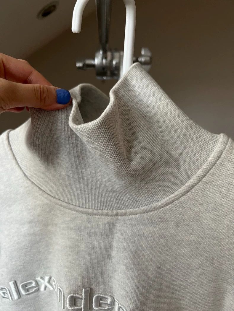 Alexander Wang Alexander Wang Logo Embroidered Turtleneck Sweatshirt- Size XS / US 0-2 / IT 36-38 - 3 Thumbnail