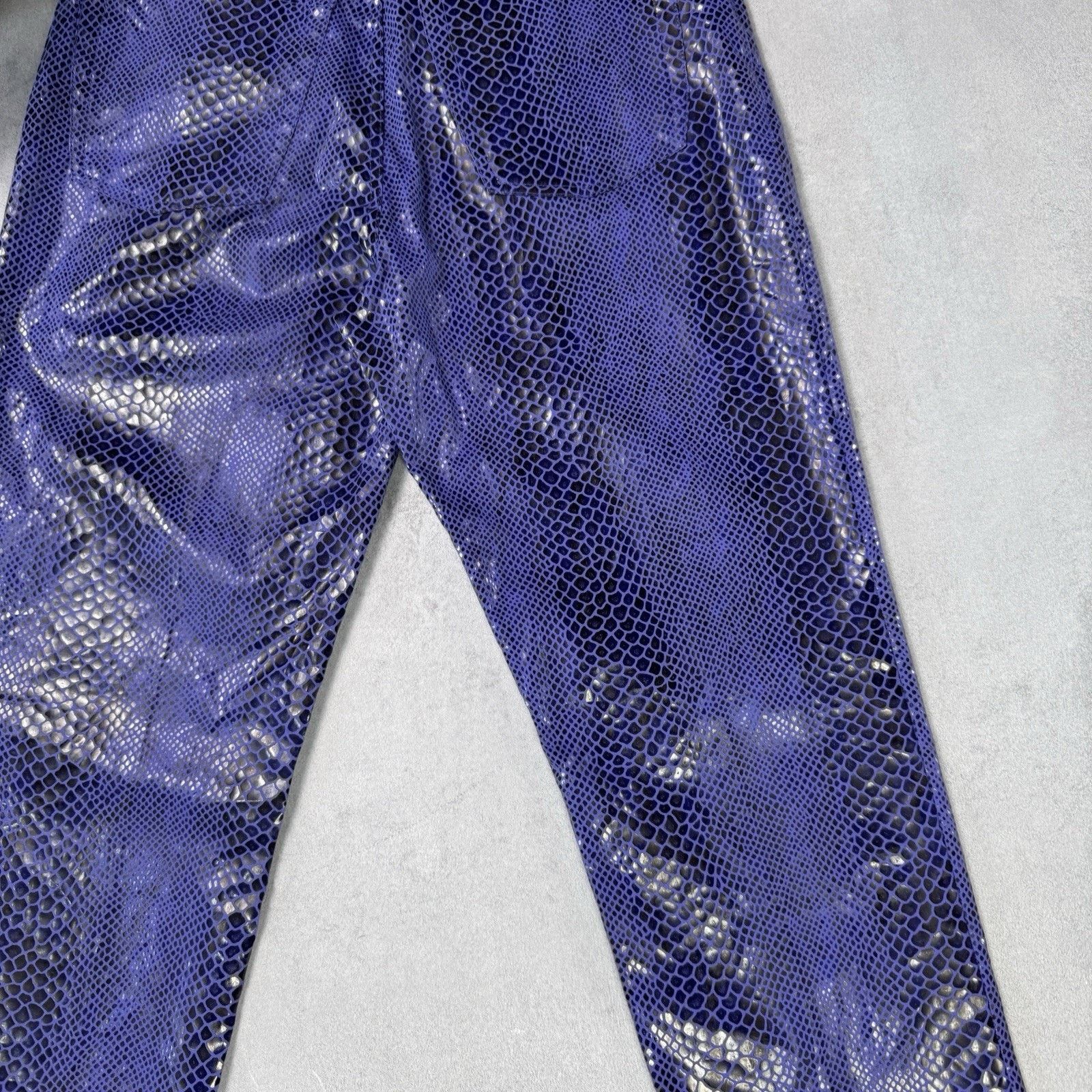 Kenzo Vintage Kenzo Jeans Snake Pattern Pants Purple Size 44 Size 30" / US 8 / IT 44 - 24 Thumbnail