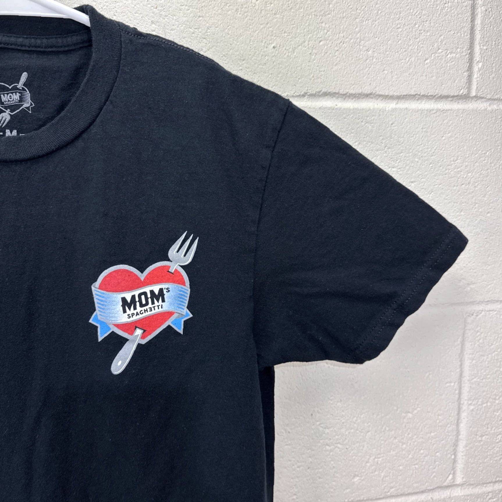 Vintage VINTAGE MOMS SPAGHETTI Eminem Tattoo Heart Shirt Adult Medium Black Graphic Print Hip Hop Mens Size US M / EU 48-50 / 2 - 5 Thumbnail