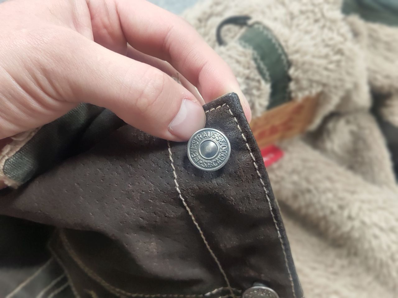 Levi's Vintage 90's Levi's Faux Suede Leather Trucker Jacket USA Size US S / EU 44-46 / 1 - 14 Thumbnail