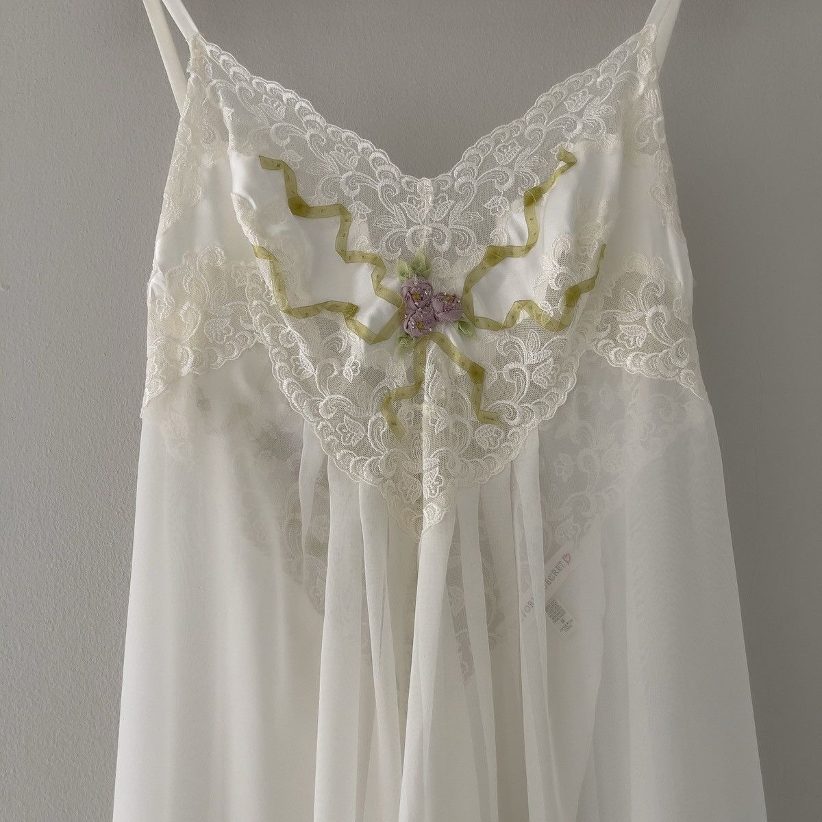 Victoria's Secret × Vintage Romantic White Chiffon Sheer Slip Gown (S-M) Size M / US 6-8 / IT 42-44 - 14 Thumbnail