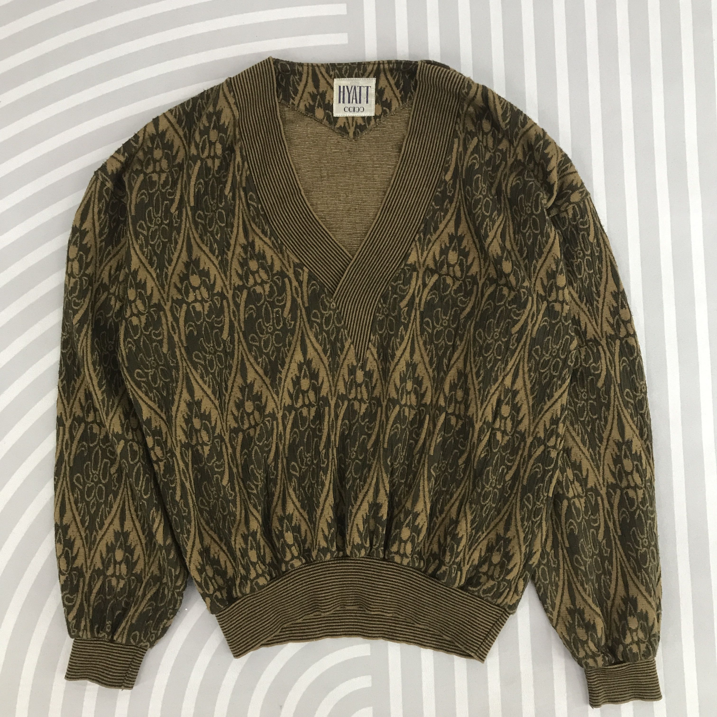 Colette Hyatt × Japanese Brand × Vintage Vintage Hyatt college Rare design style Japan sweatshirt Size US L / EU 52-54 / 3 - 1 Thumbnail
