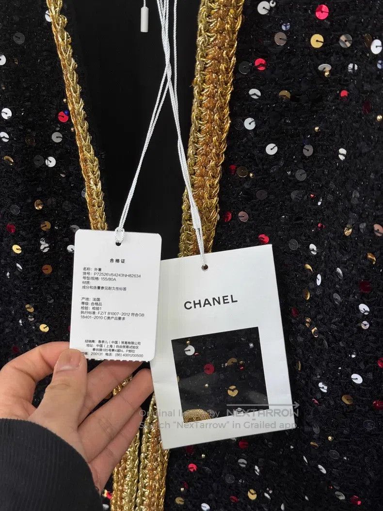 Chanel Chanel Black gold tweed sequin studded coat Size XXS / US 00 / IT 34 - 4 Thumbnail