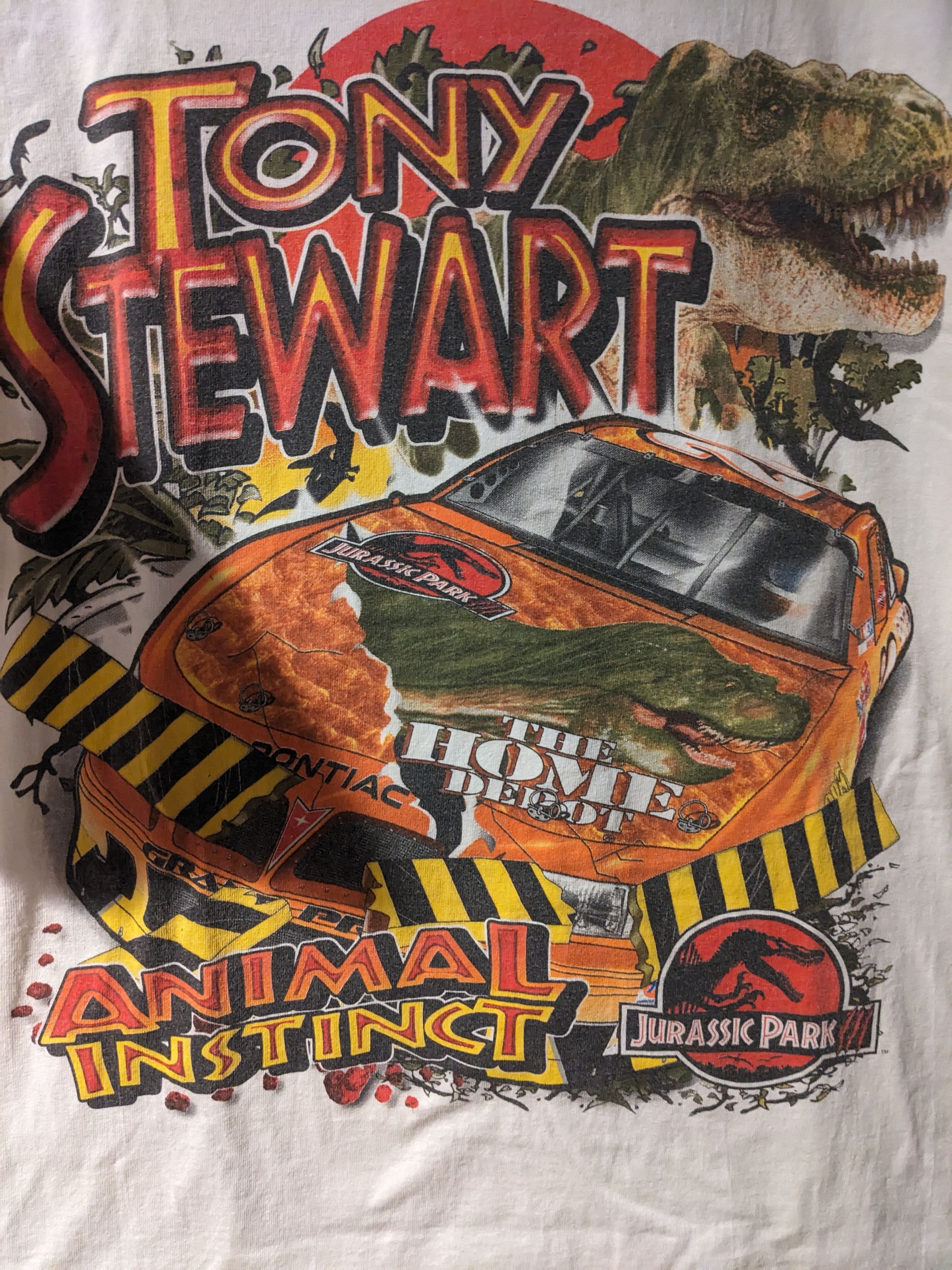 Chase Authentics × NASCAR × Vintage Vintage 2001 Tony Stewart Jurassic Park Nascar Chase T-Shirt Size US XL / EU 56 / 4 - 2 Thumbnail