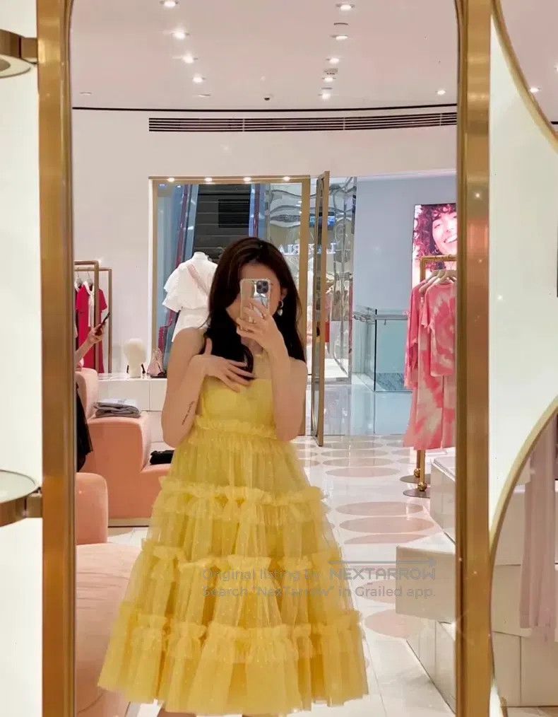 Valentino Valentino Yellow fairy dress Size S / US 4 / IT 40 - 1 Thumbnail