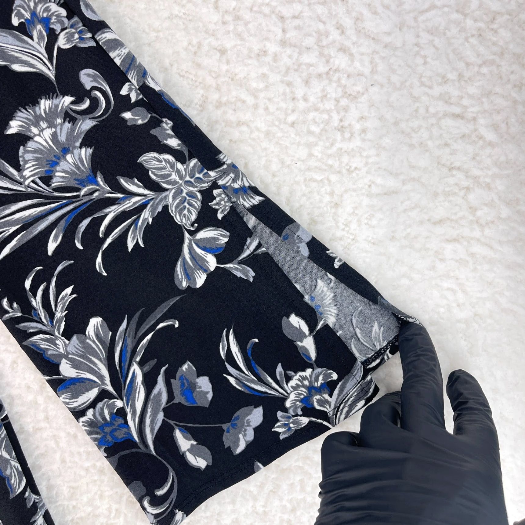 White House Black Market White House Black Market Dress Womens Medium 3/4 Sleeve Black Floral Print Size M / US 6-8 / IT 42-44 - 7 Thumbnail