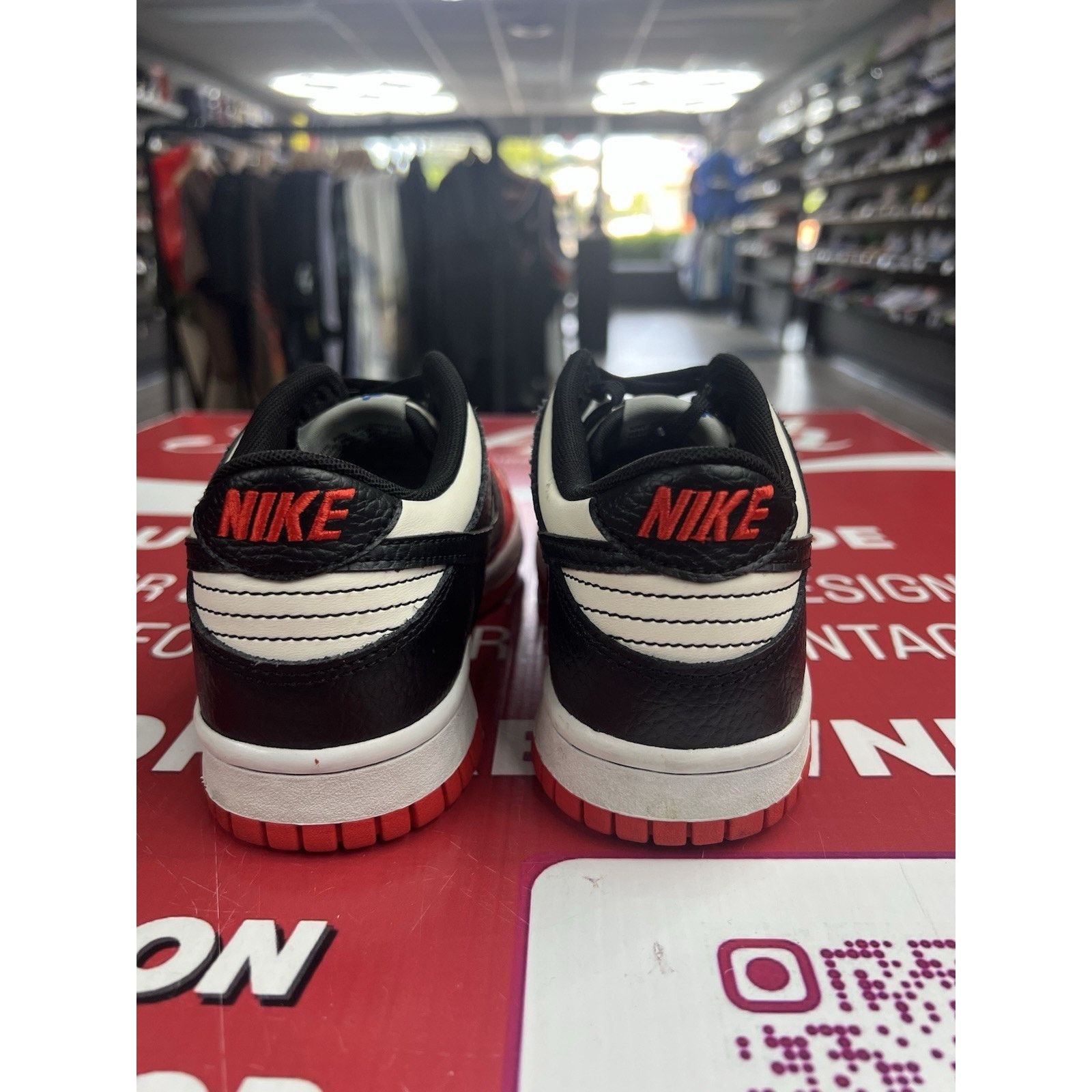 Nike Nike Dunk NBA 75th Anniversary Chicago Size 5Y (DO6288-100) Size US 5 / EU 37 - 5 Thumbnail