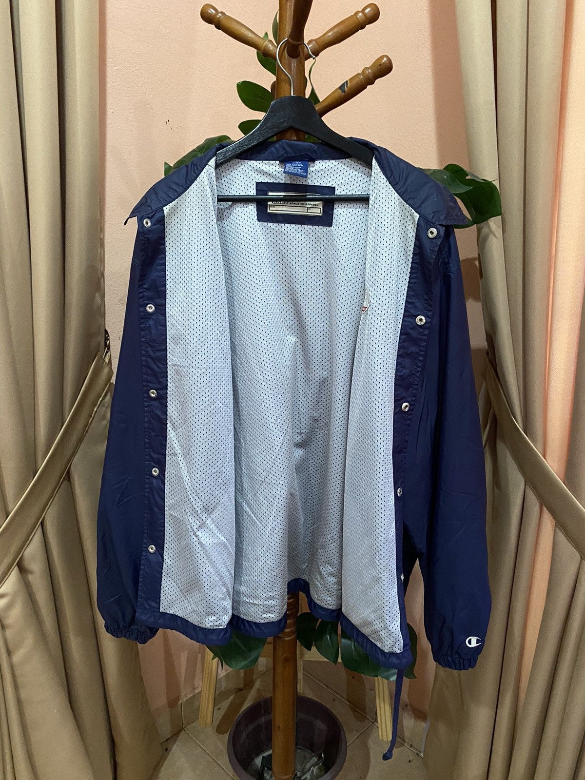Champion VINTAGE RETRO KANSAS 65 NYLON COACH JACKET Size US L / EU 52-54 / 3 - 8 Thumbnail
