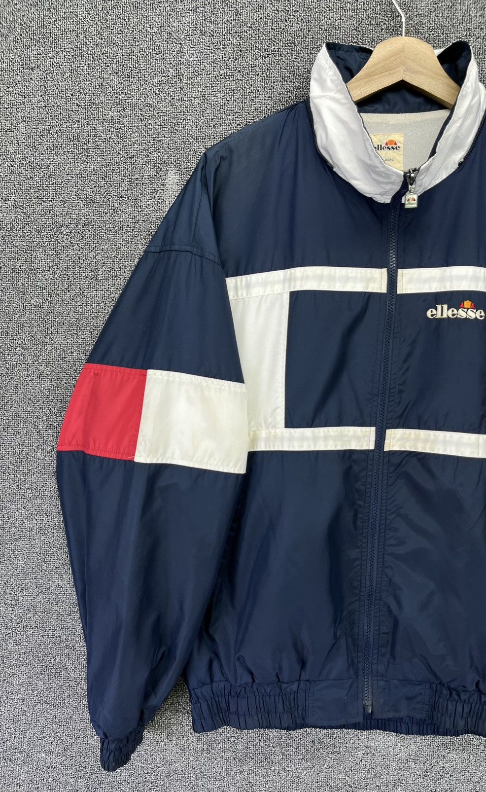 Ellesse Vintage Ellesse Racing Zip Up Light Jacket Size US L / EU 52-54 / 3 - 4 Thumbnail