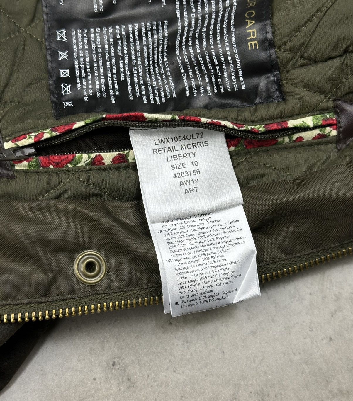 Barbour BARBOUR Olive Retail Morris Wax Jacket Medium Liberty Floral Size M / US 6-8 / IT 42-44 - 12 Thumbnail