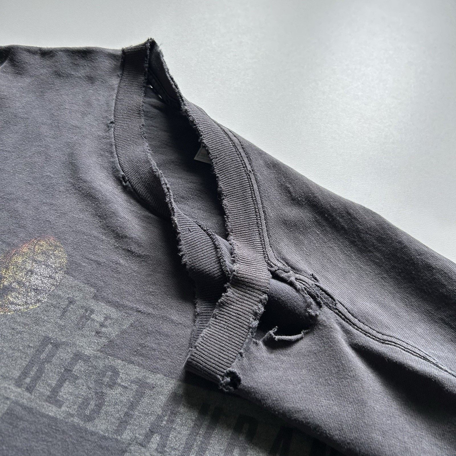 Nike Vintage 90s Nike Michael Jordan Restaurant Shirt Faded Large Size US L / EU 52-54 / 3 - 11 Thumbnail