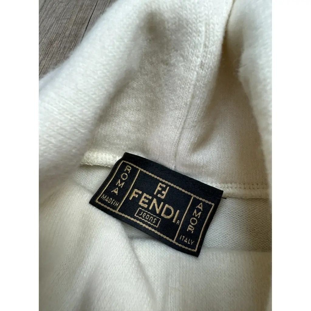 Fendi Fendi Turtleneck Wool sweatshirt Size:38 FR Size M / US 6-8 / IT 42-44 - 4 Thumbnail