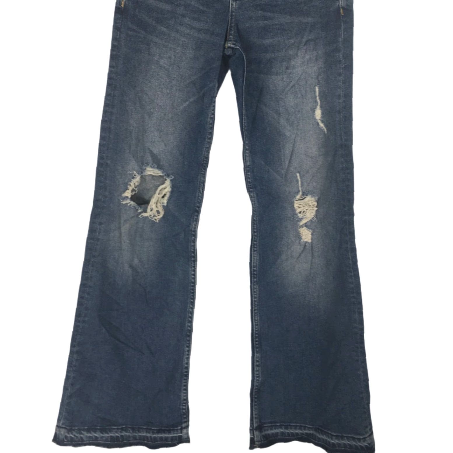 H&M H&M Womens Flare Jeans Distressed Blue Denim Size 25X30 Regular Rise Mid 28 Inseam 5-Pocket Belt Loops Zipper Button Cuff 26 In Waist Blue Size 42" / US 20 - 6 Thumbnail
