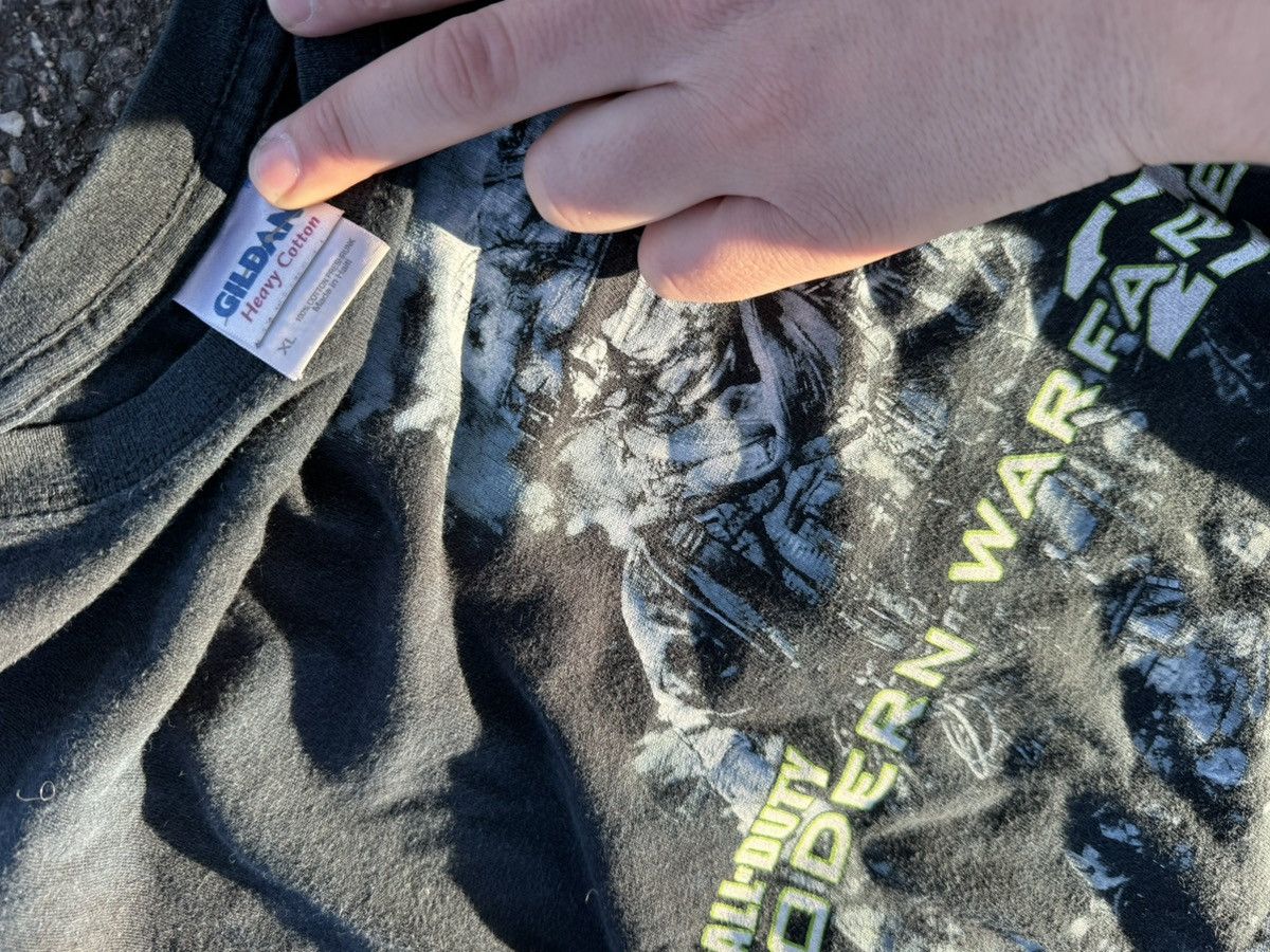 Vintage MW2 Tee Size US XL / EU 56 / 4 - 2 Thumbnail