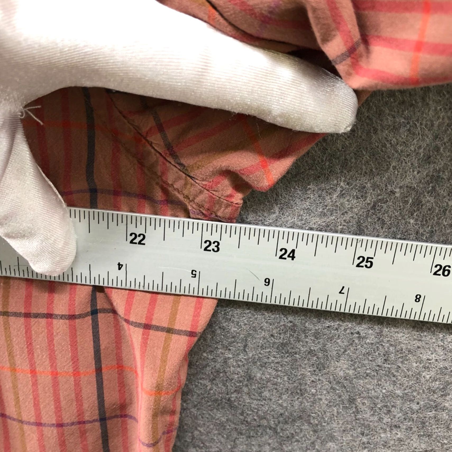 Uniqlo Uniqlo Button-Down Shirt Mens M Long Sleeve Brown Tan Plaid Cotton Rayon Size US M / EU 48-50 / 2 - 6 Thumbnail