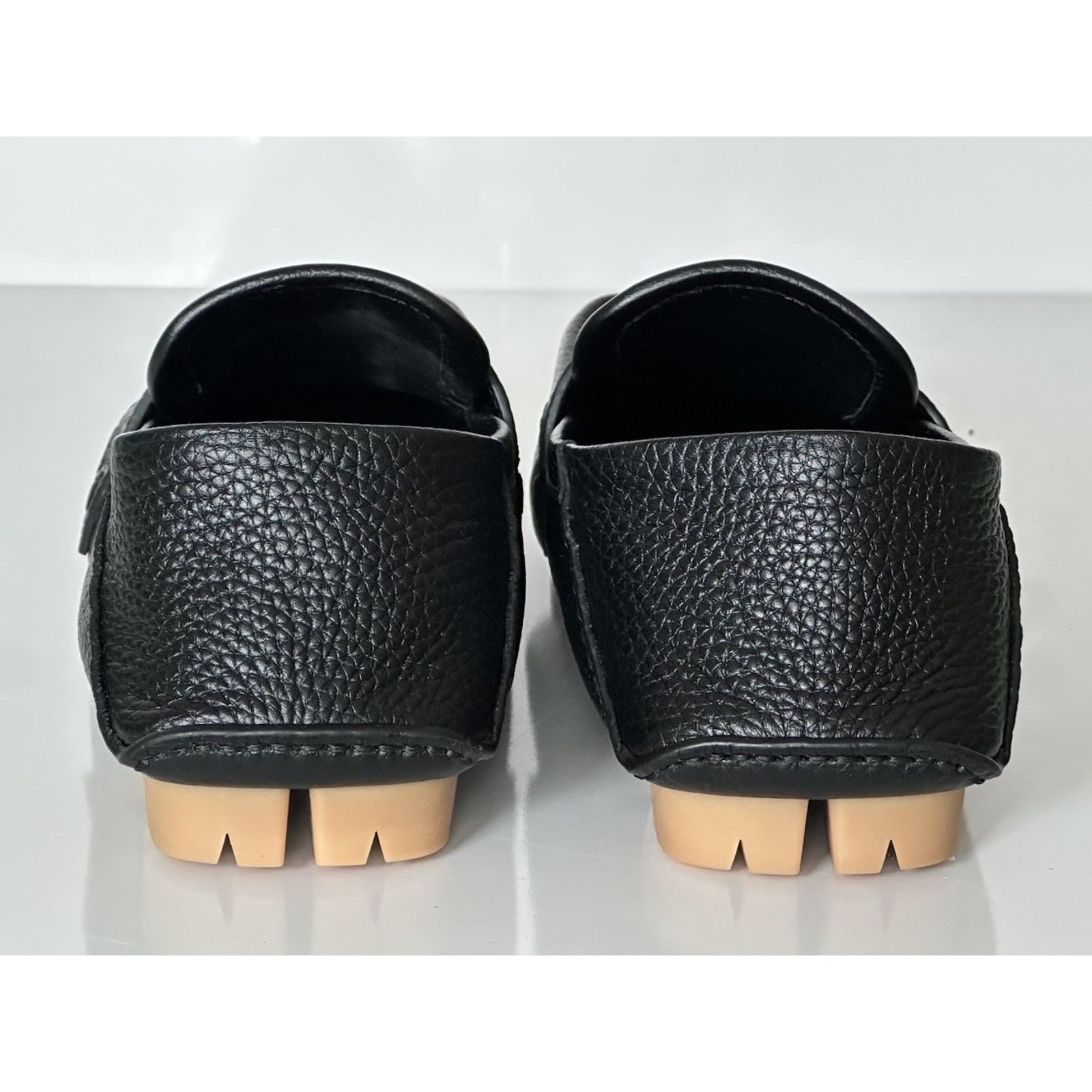 Bottega Veneta Bottega Veneta Men’s Leather Shore Shoes Black 10 US 786809 Size US 10 / EU 43 - 14 Thumbnail