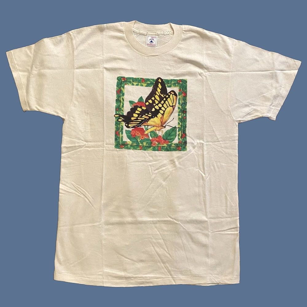 Delta VINTAGE Delta T-Shirt 90s Butterfly Art Ivory L Men's Short Sleeve Crew Neck Deadstock NWOT Single Stitch Shirt Size US L / EU 52-54 / 3 - 1 Thumbnail