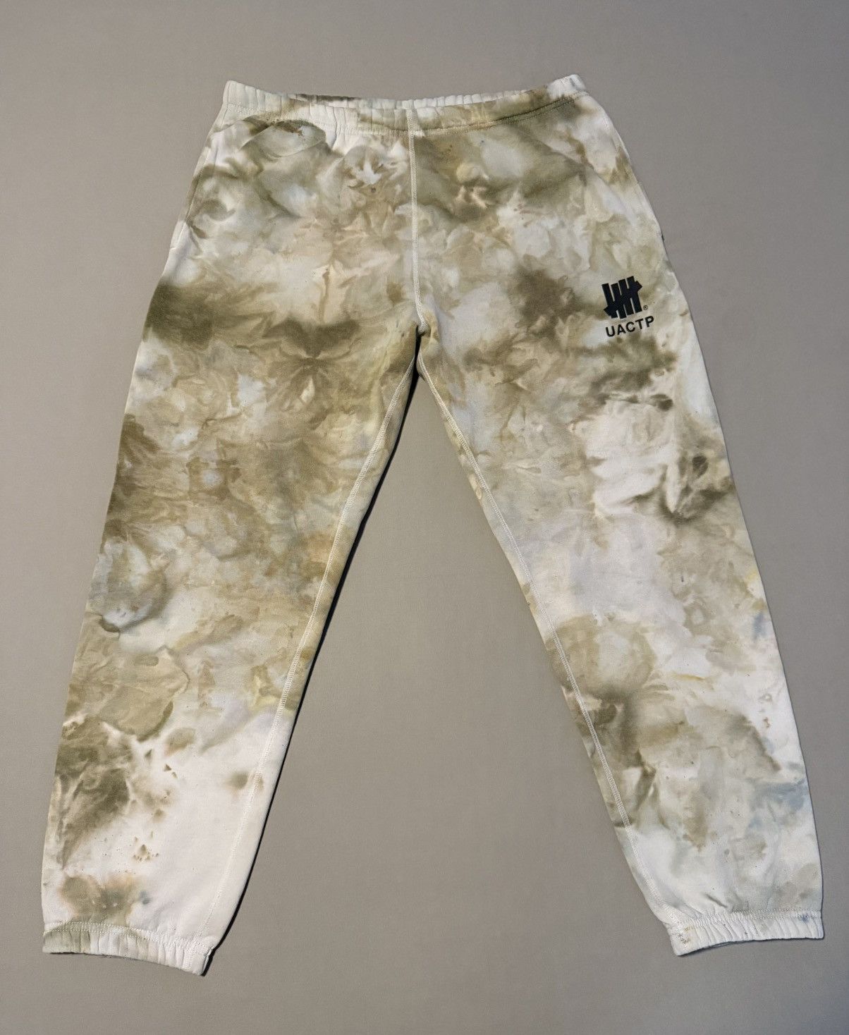 Undefeated Undefeated UACTP Custom Dyed Sweatpants Sweats Pants Size US 34 / EU 50 - 1 Thumbnail