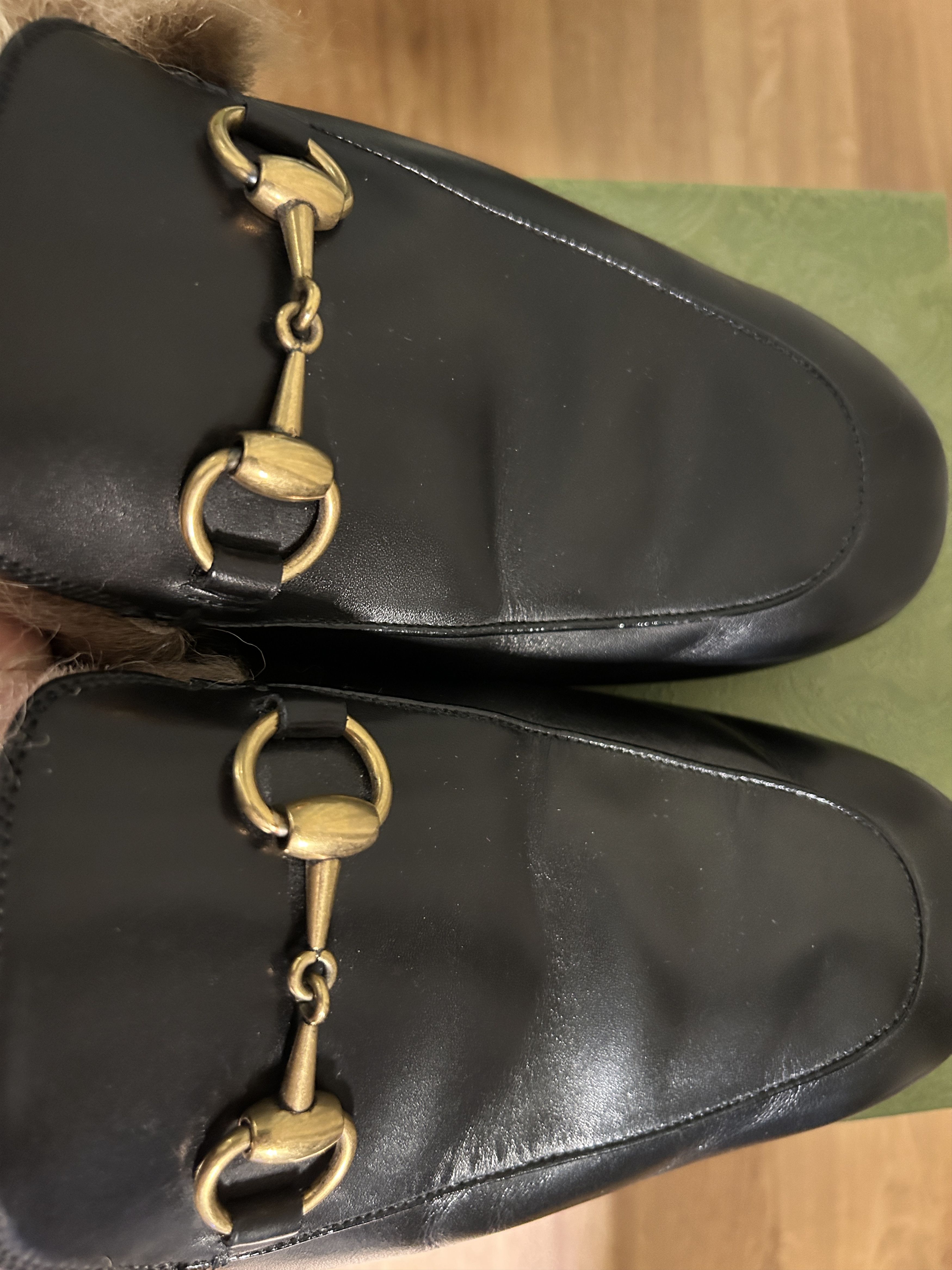 Gucci Gucci Horsebit Princetown Fur Loafers Size US 7 / EU 40 - 9 Thumbnail