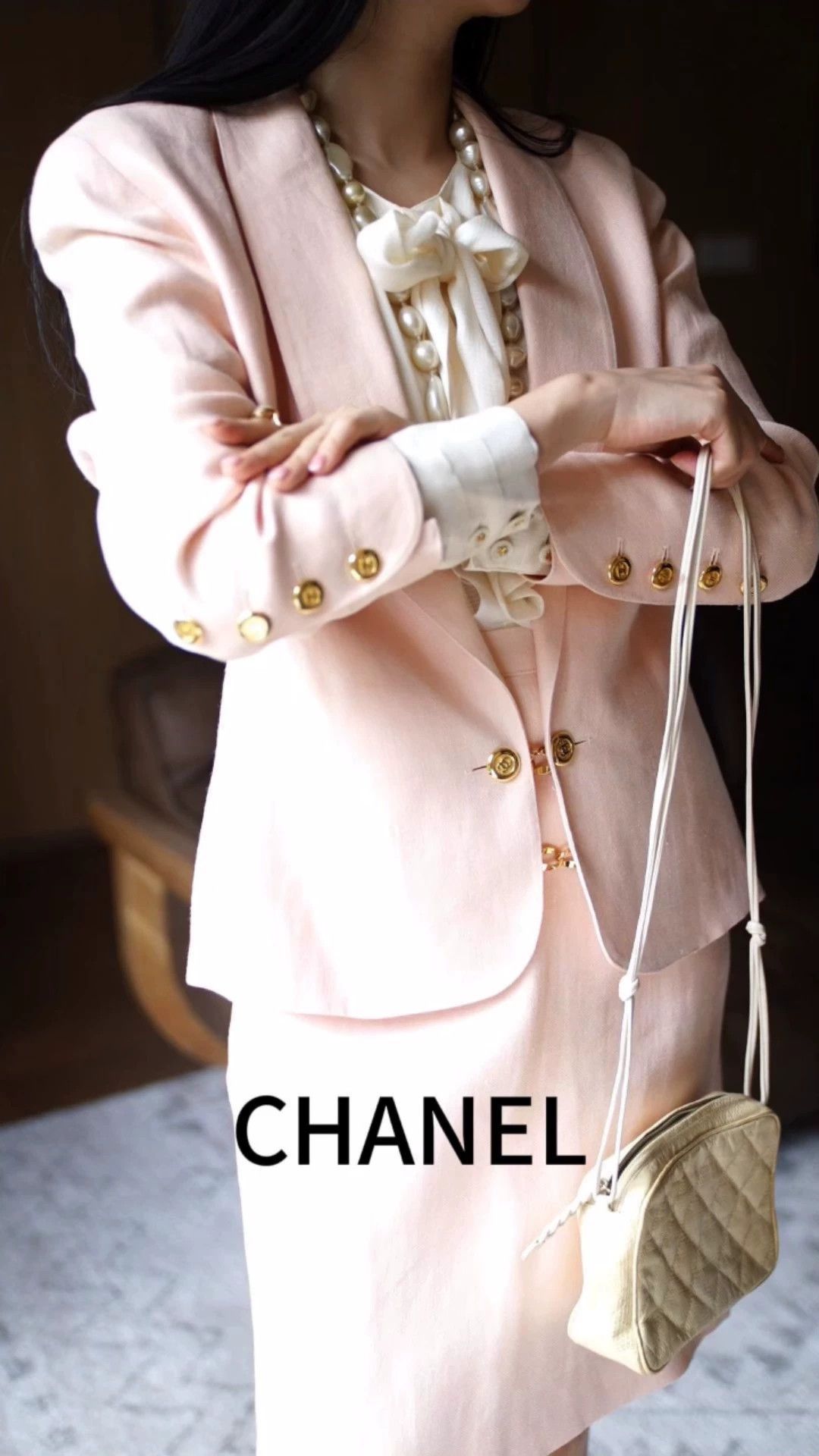 Chanel Chanel 1989 Vintage Peach Pink Linen Suit Skirt Set Women's L Size L / US 10 / IT 46 - 1 Thumbnail