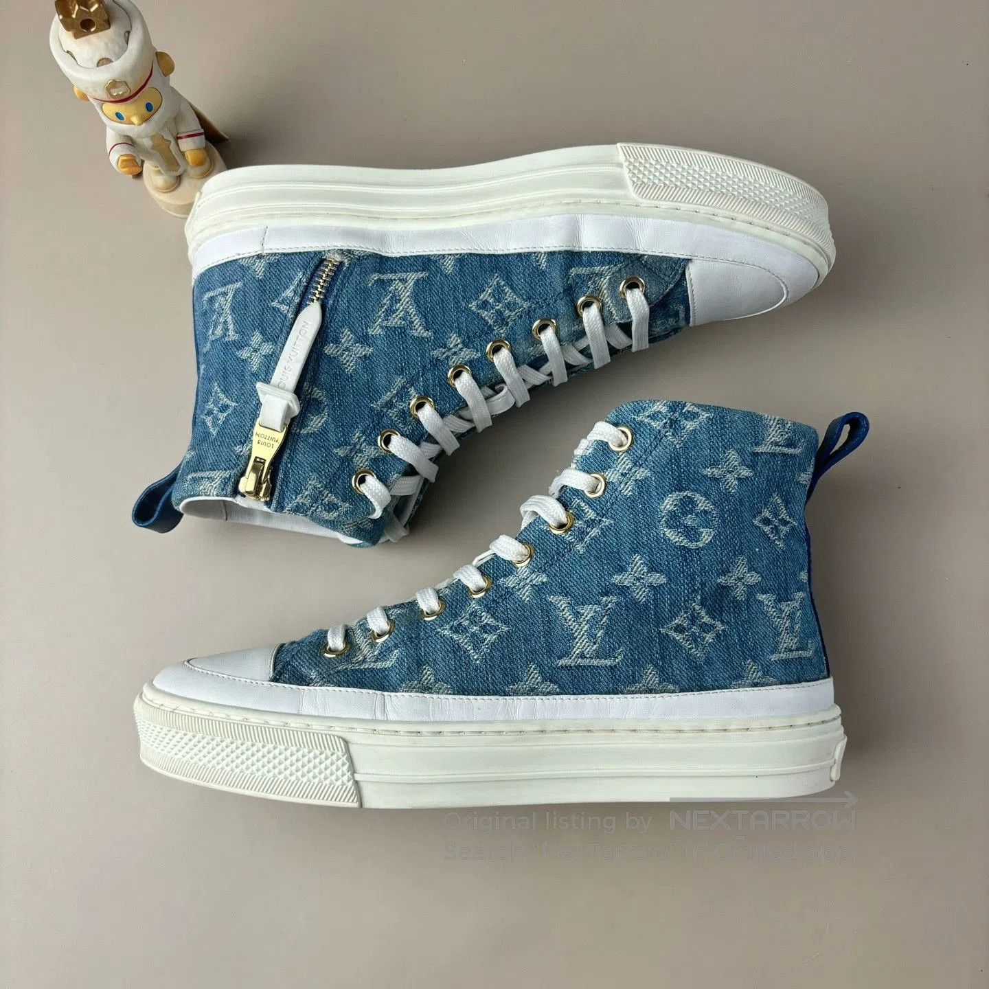 Louis Vuitton LV Blue/White Denim Monogram High-Top Sneakers. Size US 4 / IT 34 - 4 Thumbnail