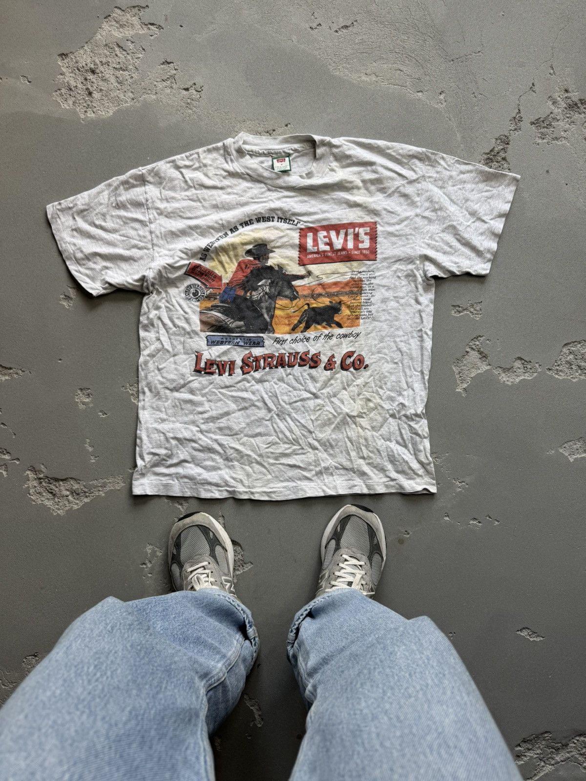 Levi's Vintage Clothing 💥Vtg Levis Western Cowboy Jean Men's T-Shirt Size US M / EU 48-50 / 2 - 1 Thumbnail
