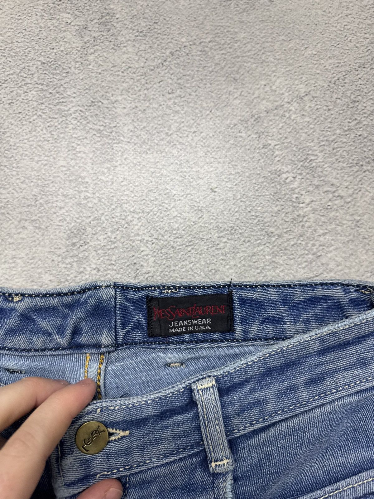 Yves Saint Laurent Vintage Y2k Yves Saint Laurent YSL Denim Shorts 00’s Size 32" / US 10 / IT 46 - 11 Thumbnail
