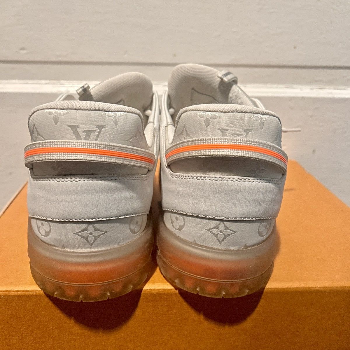 Louis Vuitton Louis Vuitton x Lucien Clarke “A View” Sneakers — Size LV 9 Size US 9 / EU 42 - 4 Thumbnail