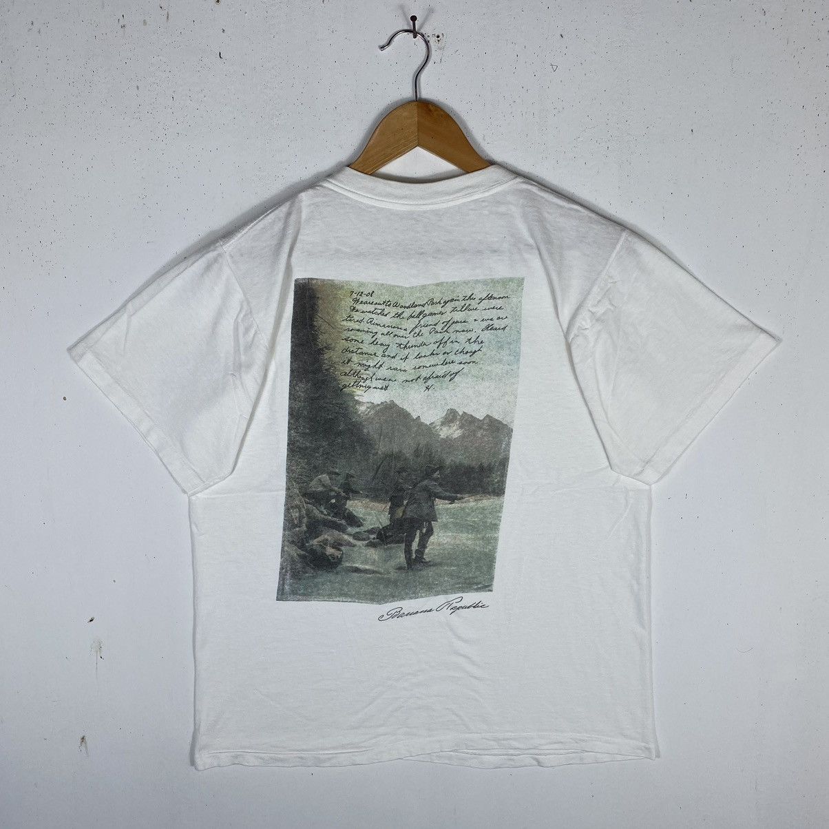 Banana Republic Vintage 90’s BANANA REPUBLIC Safari & Travel Graphic Tee Size US M / EU 48-50 / 2 - 2 Thumbnail