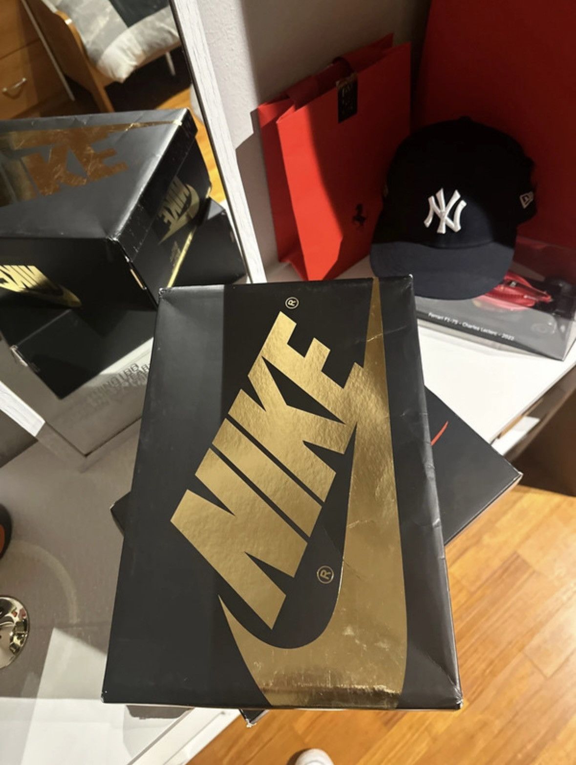 Nike jordan 1 palomino Size US 8.5 / EU 41-42 - 8 Thumbnail