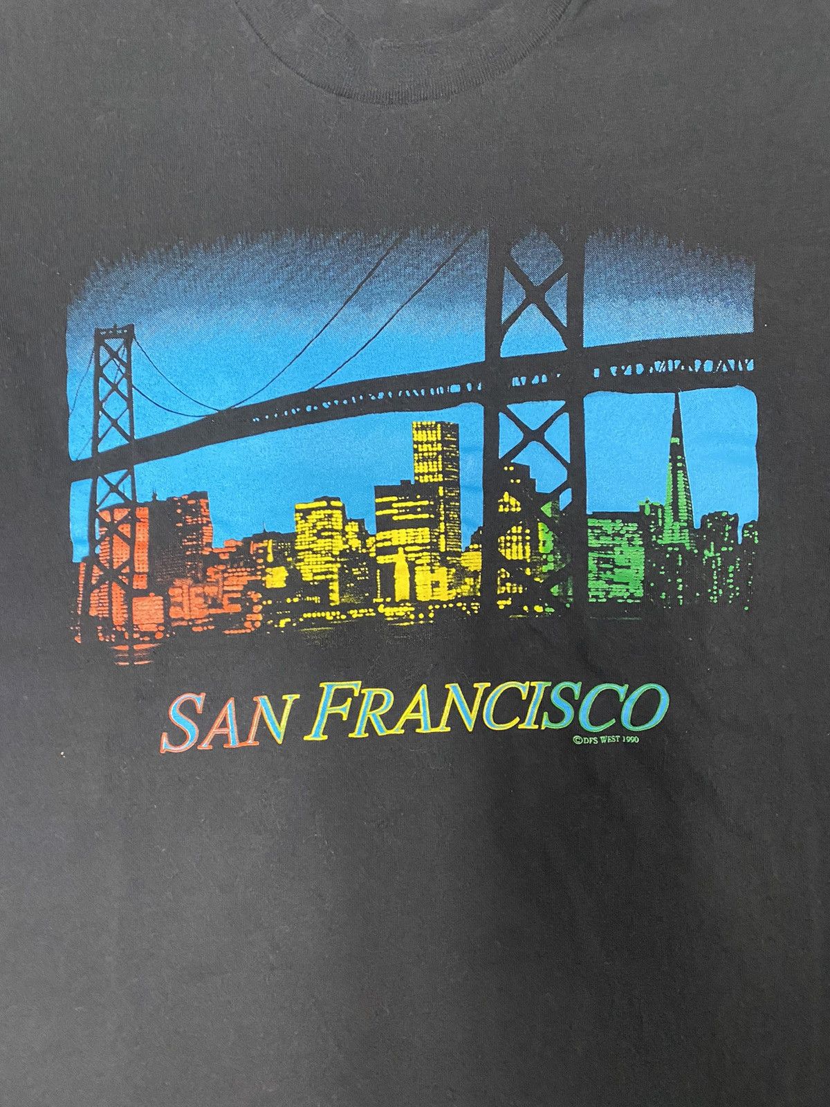 Vintage Vintage Crazy Rare 90’s San Francisco Art Skyline Tee L Size US L / EU 52-54 / 3 - 3 Thumbnail