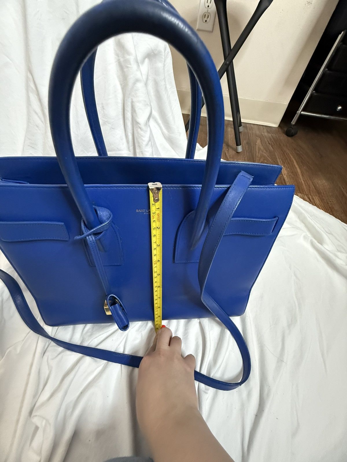 Yves Saint Laurent YSL SAC DE JOUR Bag/Tote Size ONE SIZE - 22 Thumbnail