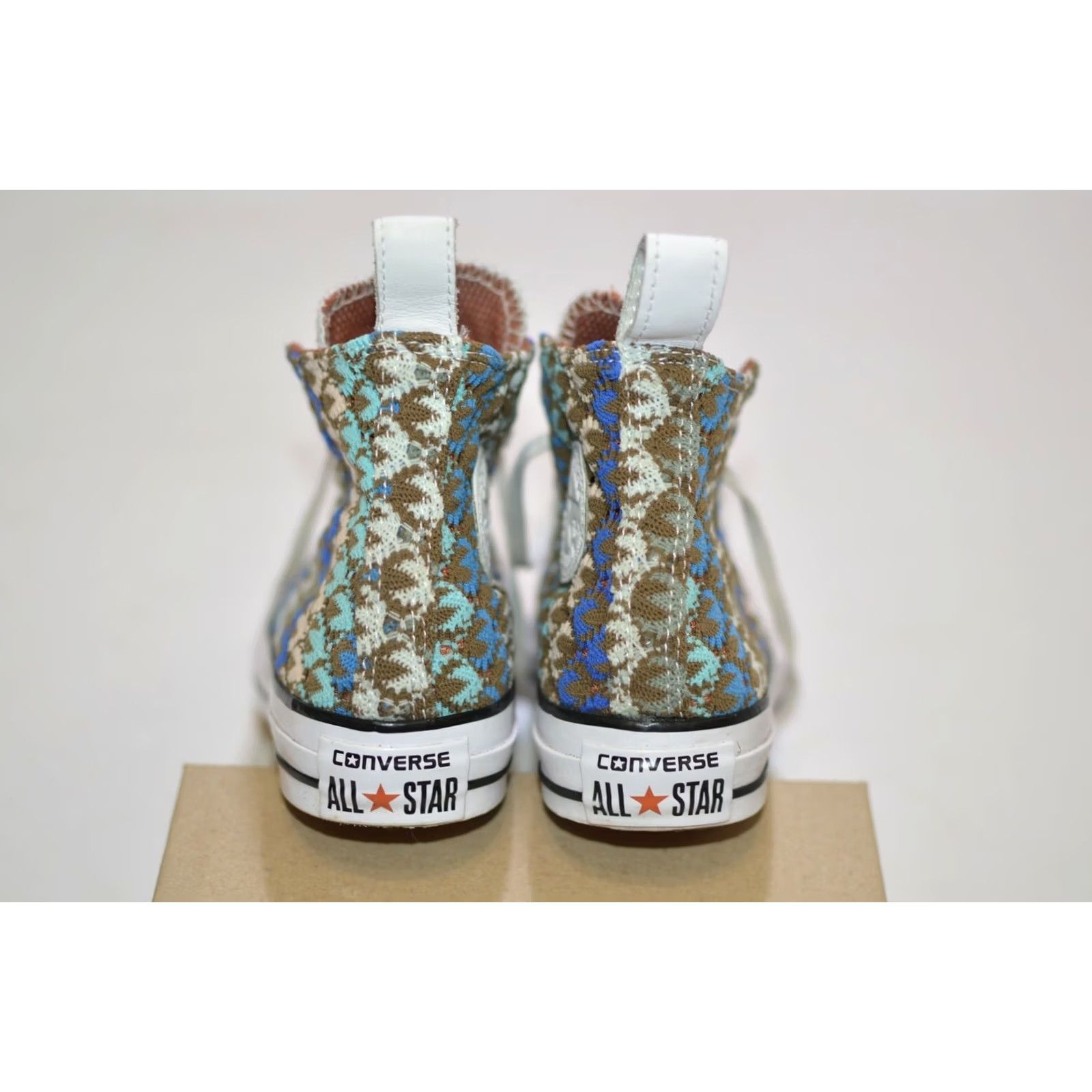 Converse Wmns Converse x Missoni Hi Sneakers 553436C Size 35 Multicolor US 5 EUR 35 Sneakers Mens Womens Girls Boys Size US 5 / IT 35 - 4 Thumbnail