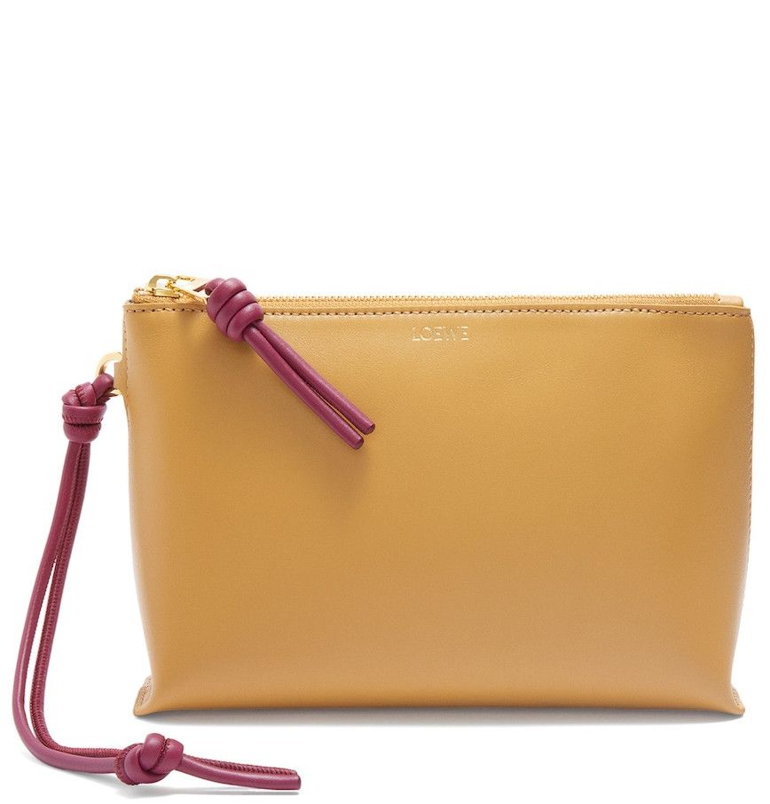 Loewe o1in1g0426 Size: OS / Knot T Pouch in Sahara/Crimson Size ONE SIZE - 1 Thumbnail